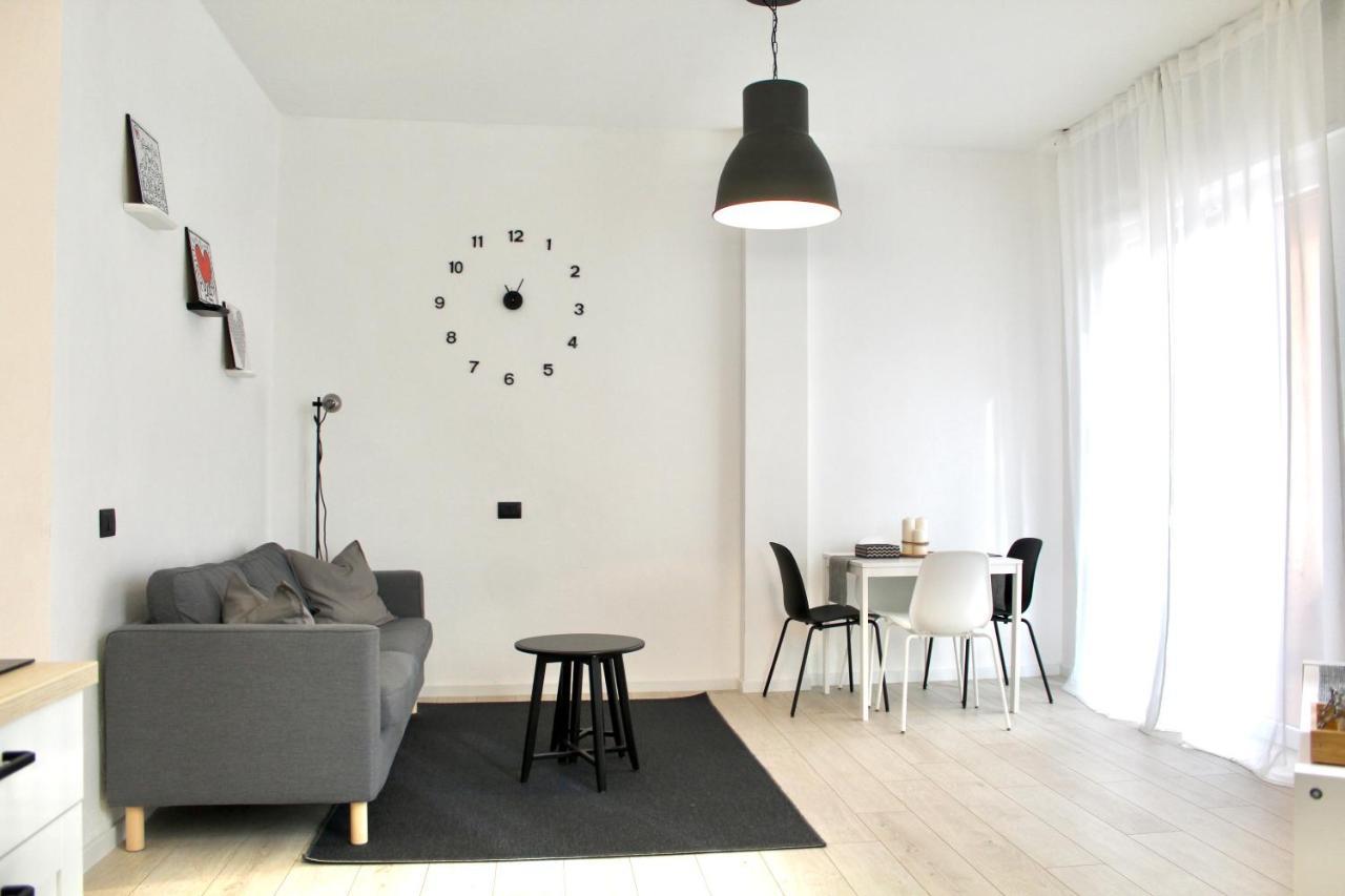 Design Moderno In Centro - Lainate- Rho Fiera Lägenhet Exteriör bild